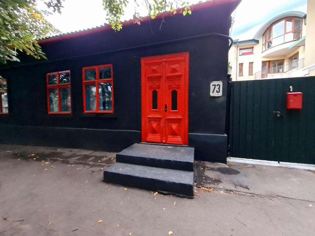 Bern Hostel Chisinau Eksteriør bilde