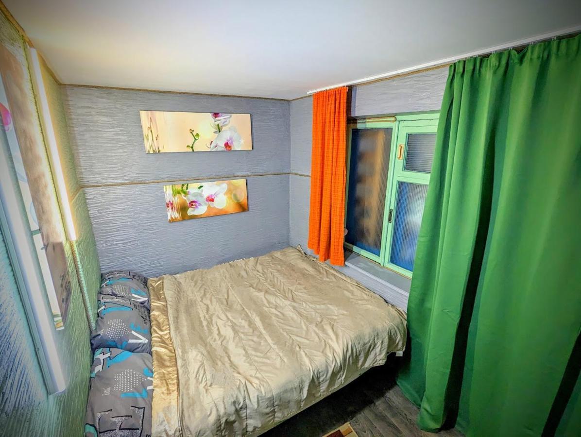 Bern Hostel Chisinau Eksteriør bilde
